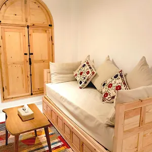 https://riad-al-manara.essaouirahotels.net