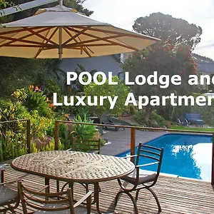 cape-paradise-lodge-and-luxury-apartments.hotels-capetown.com/